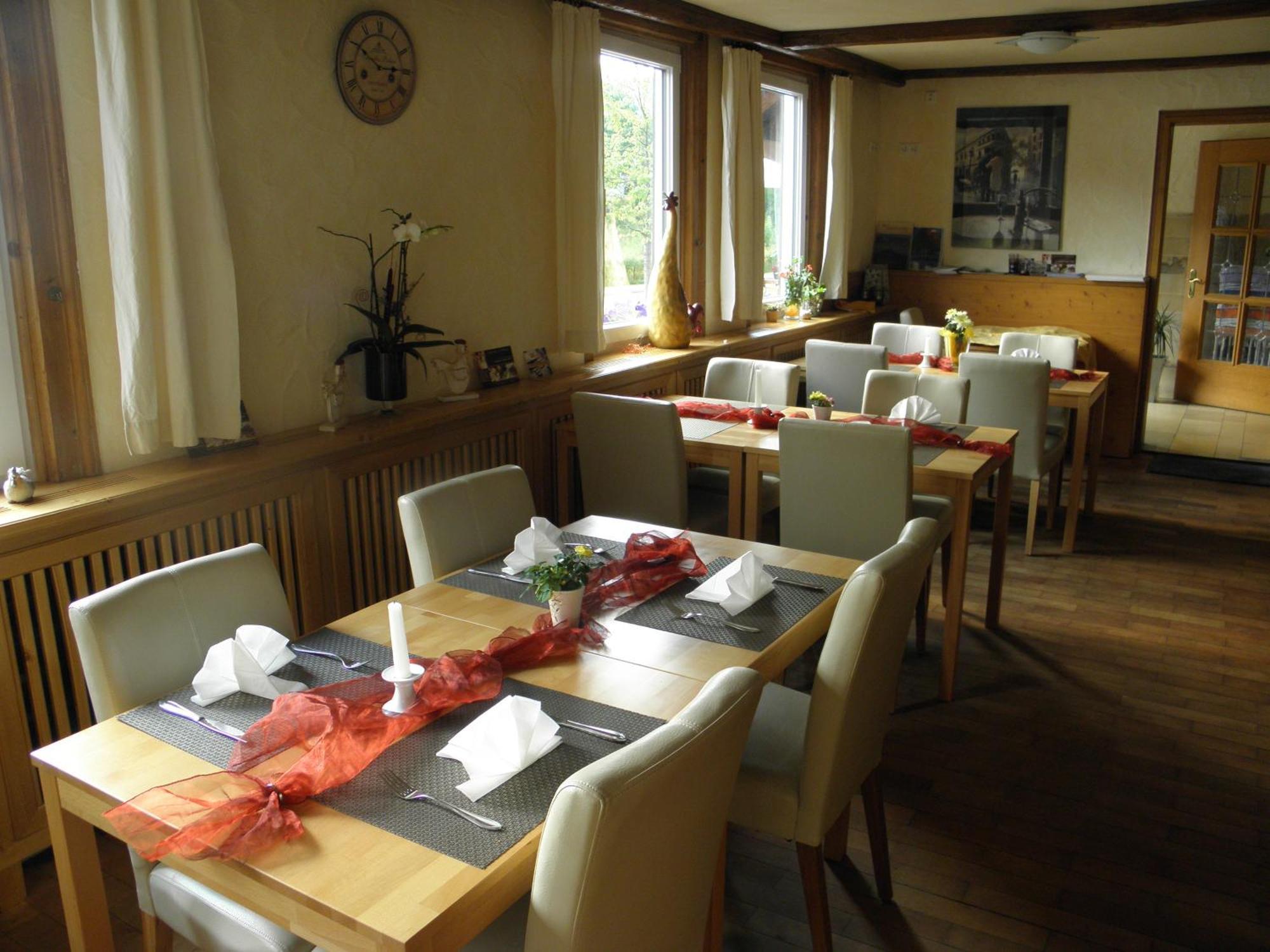 Alb Hotel Schalksburg Albstadt Exterior photo